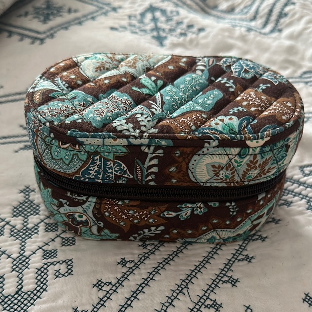 Vera Bradley jewelry holder